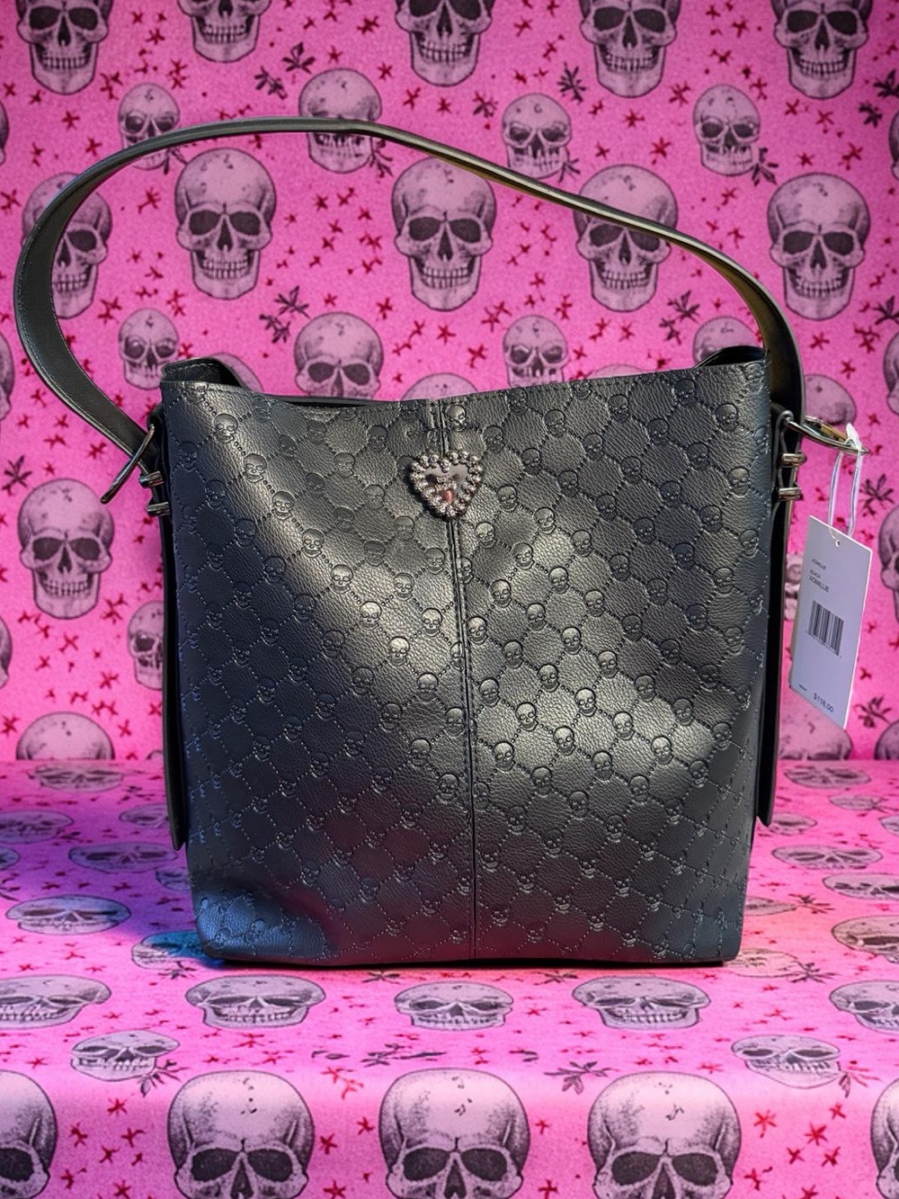 Betsey Johnson NWT XOMILLIE Beautiful Skull Embossed Black Shoulder Bag (P232)